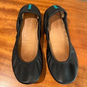 Black Tieks 8